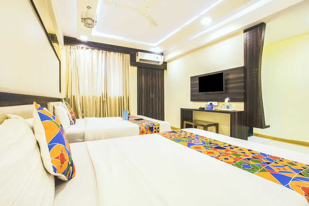 Fabexpress Time Square Hotel ธาเน ภายนอก รูปภาพ